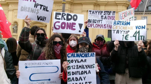 Оппозиция Турции призывает к экономическому бойкоту собственной страны