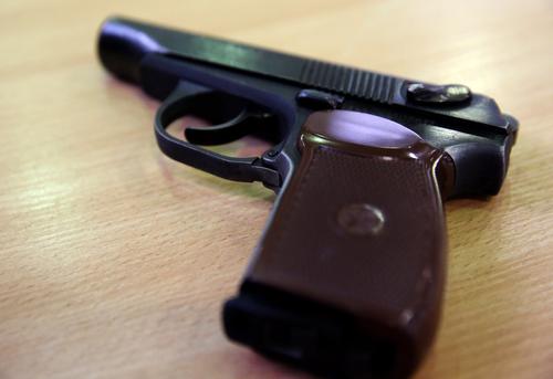 Полиция разыскивает бородатого мужчину после стрельбы на Дунайском проспекте 